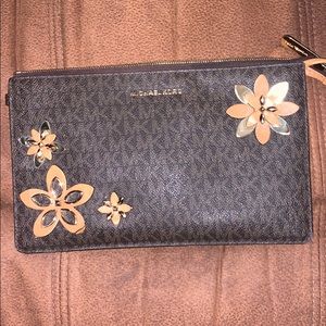 Michael Kors Clutch